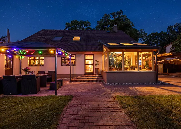Wellnessparadies Mit Sauna Und Whirlpool