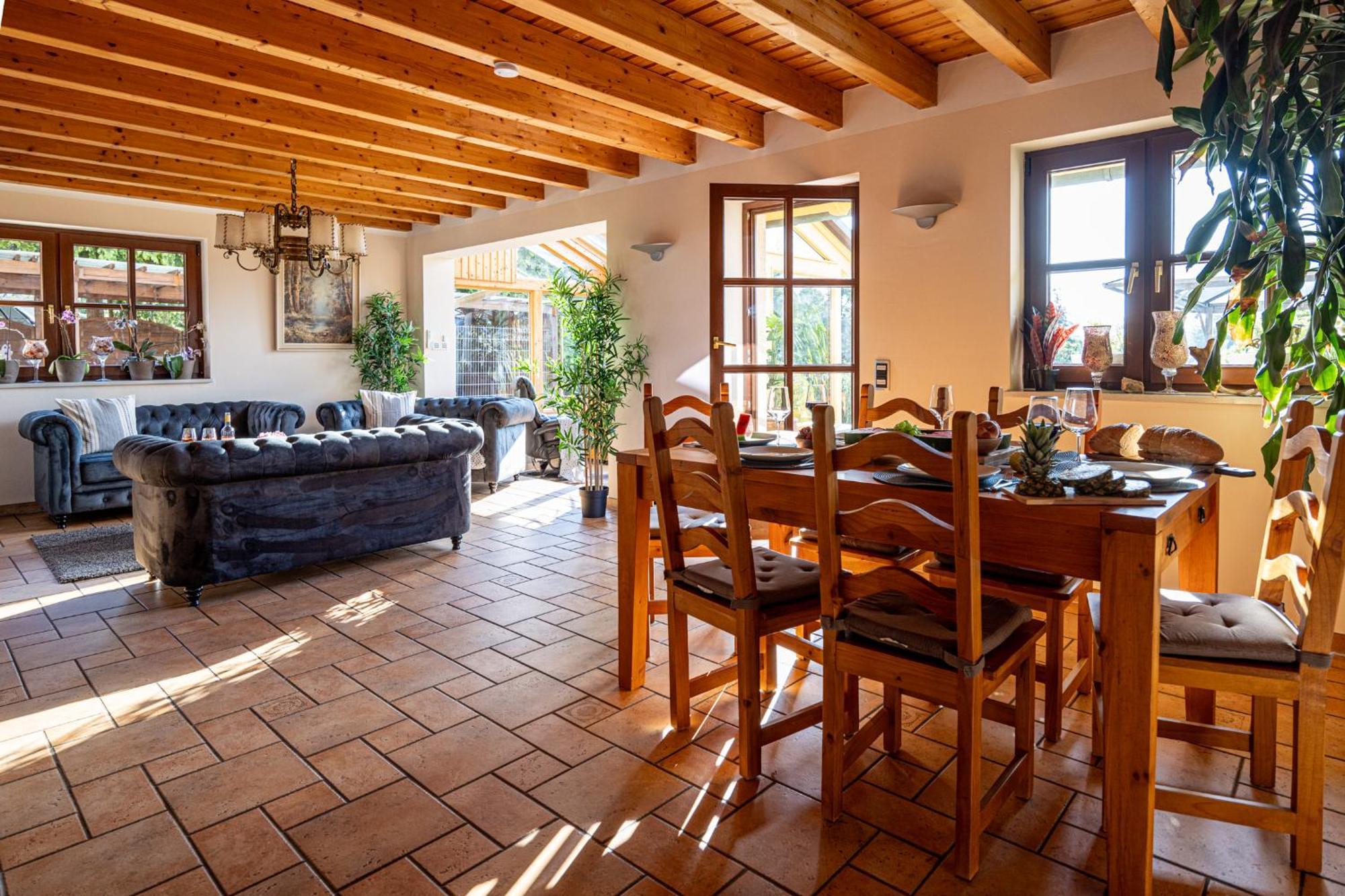 Wellnessparadies Mit Sauna Und Whirlpool Wiesenblick Holiday home *