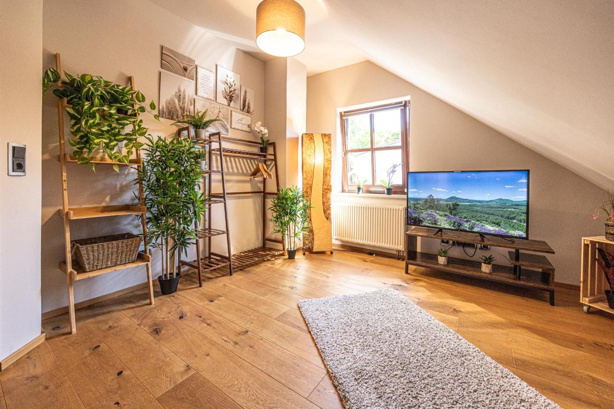 Holiday home Wellnessparadies Mit Sauna Und Whirlpool Wiesenblick