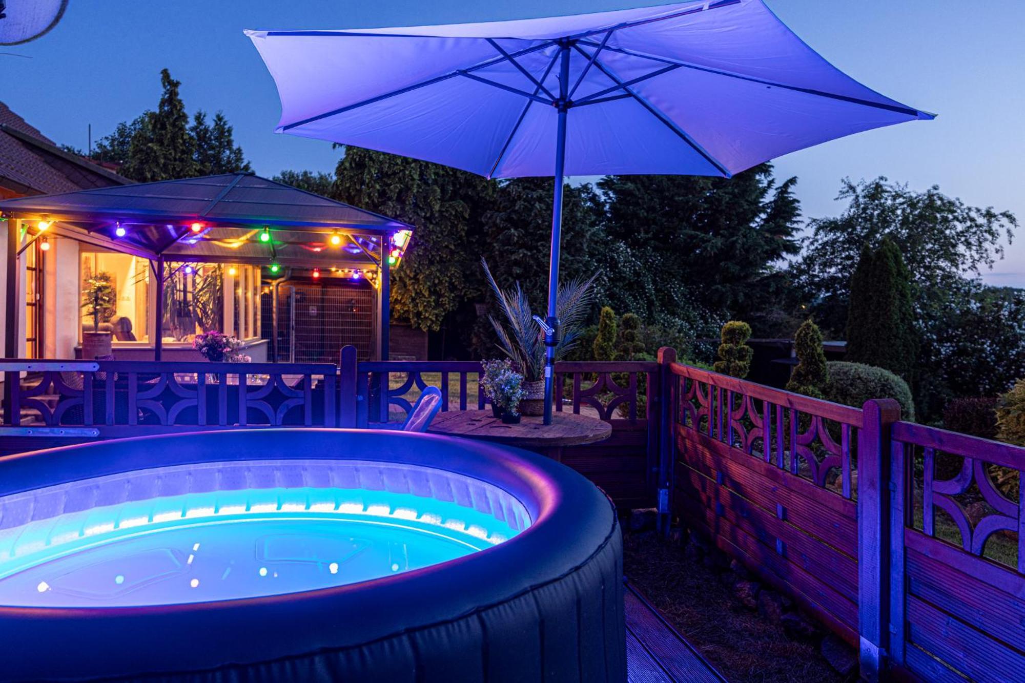 Holiday home Wellnessparadies Mit Sauna Und Whirlpool Wiesenblick